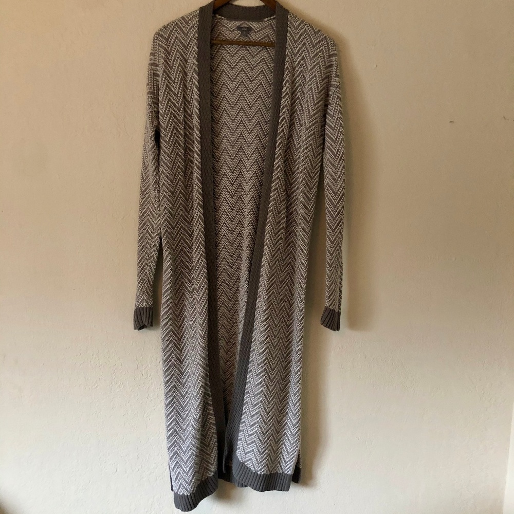 Aerie Gray and White Chevron Duster Cardigan Small